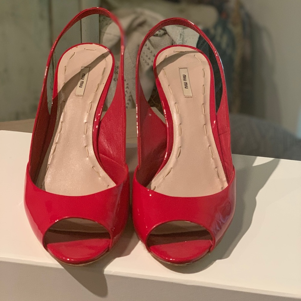 ❌❌SOLD❌❌Miu Miu Red Patent Leather Wedges
